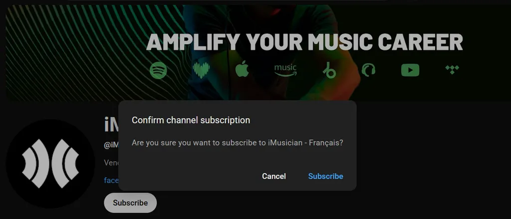 Dunkler Bildschirm mit grünen Linien oben, weißer Text "AMPLIFY YOUR MUSIC CAREER", App-Icons und Abonnement-Dialog unten.