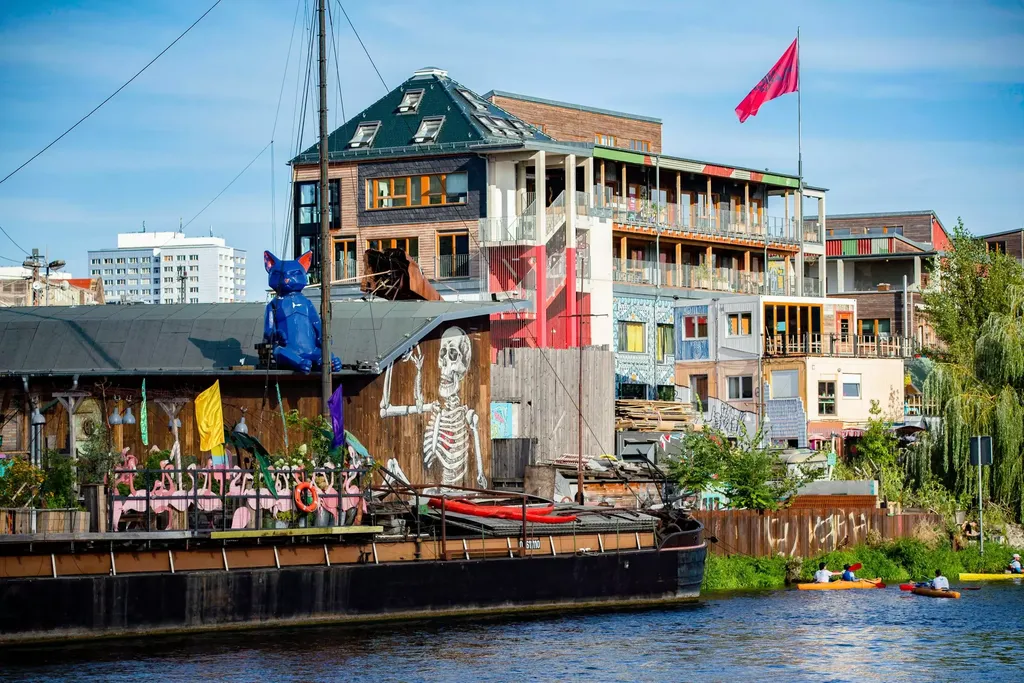 Kater Blau Boat Berlin Club