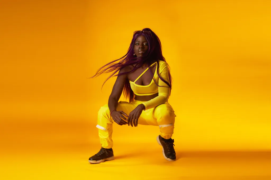 Kiara Jones press photo in yellow