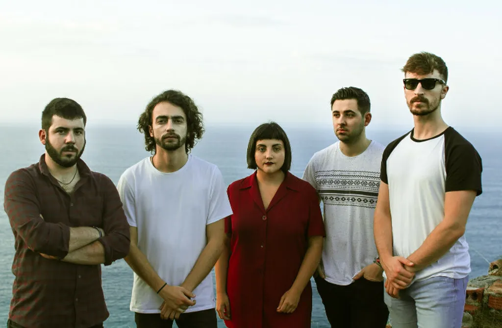 Lunatic Catz - Lanzamiento de la semana iMusician