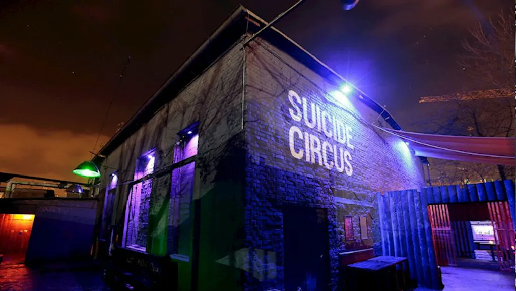 Suicide circus Berlin outdoor