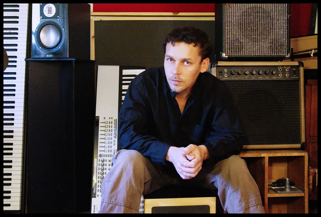 Hugo Kant in his music studio